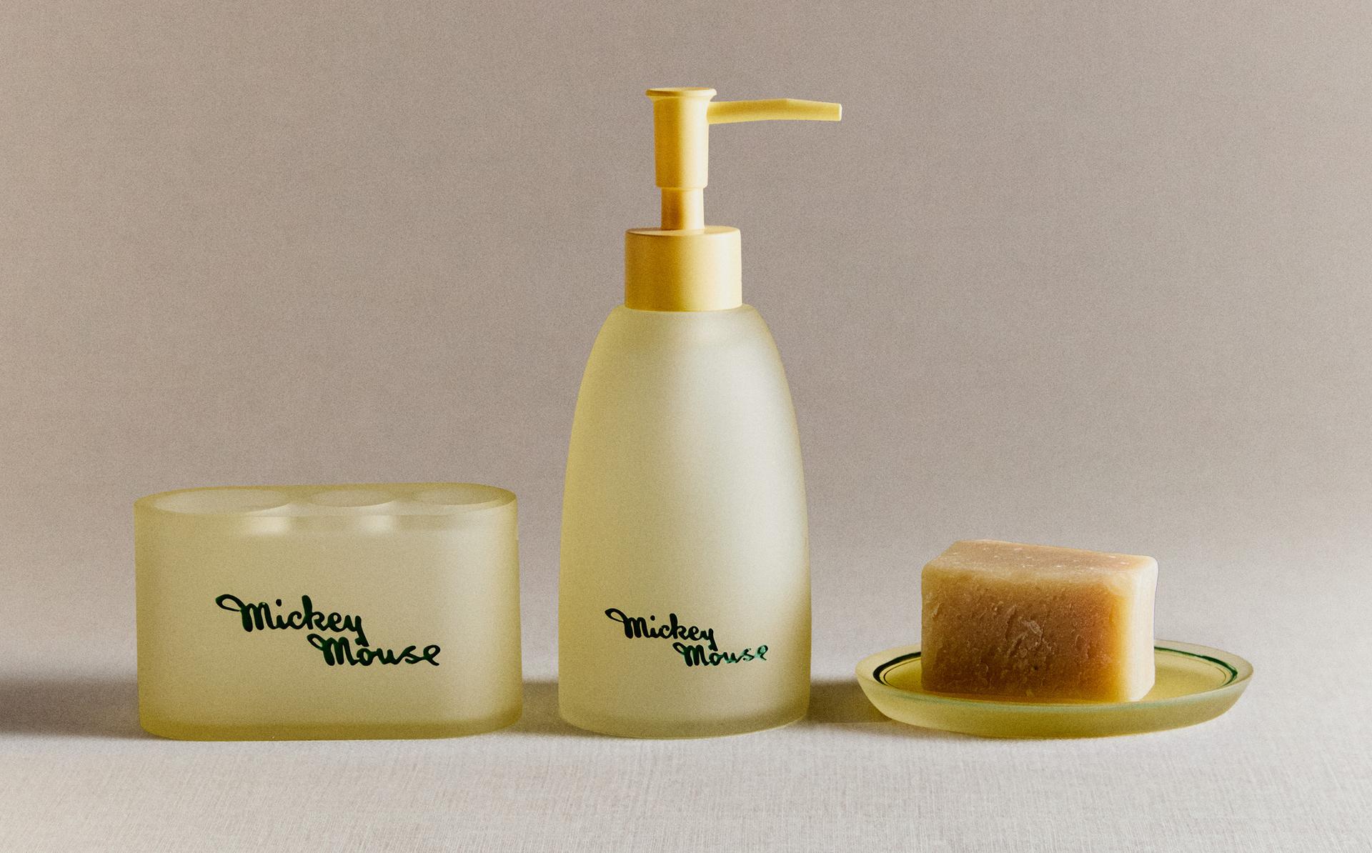 مجموعة حمام ميكي وميني ©ديزني