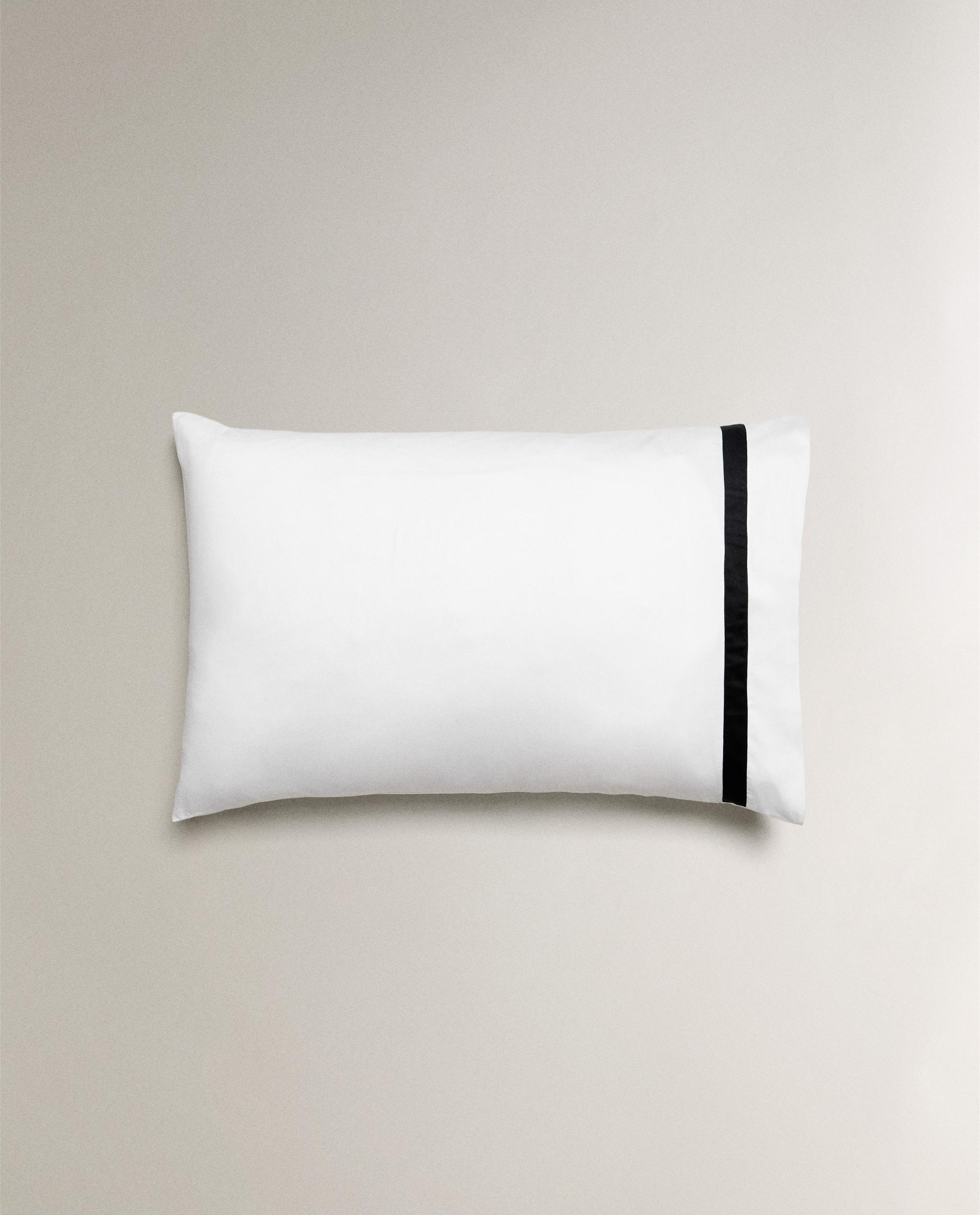 BORDERED SATEEN PILLOWCASE product thumbnail 3