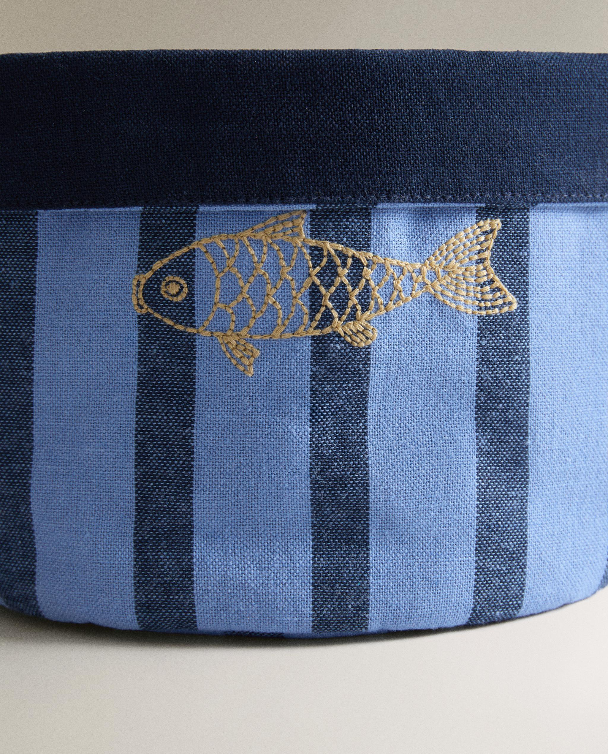 STRIPED FABRIC BREAD BASKET product thumbnail 8