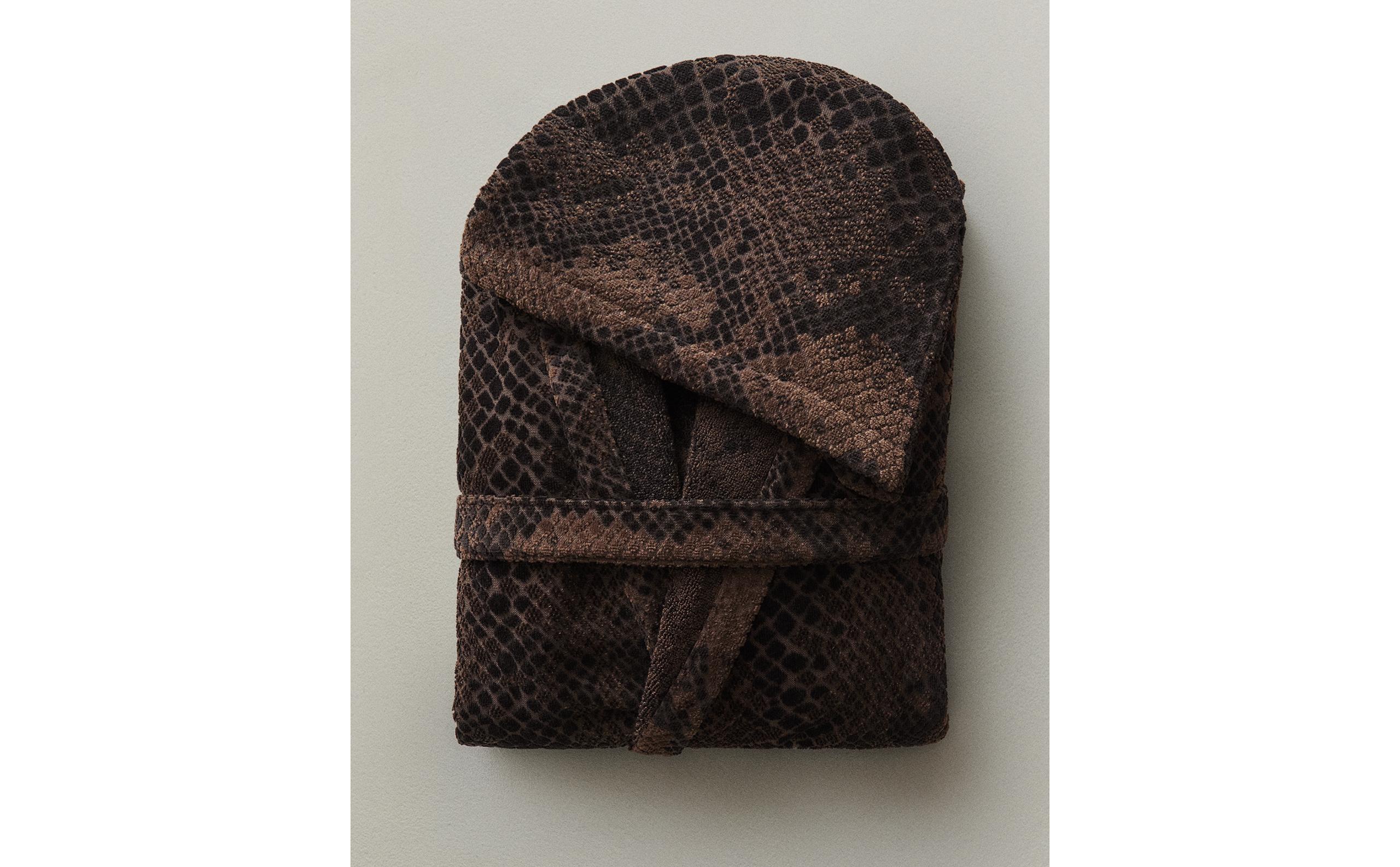 ANIMAL PRINT VELOUR DRESSING GOWN product thumbnail 4