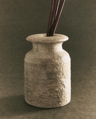 WHITE CERAMIC EMBELLISHER FOR SCENTED REED DIFFUSERS