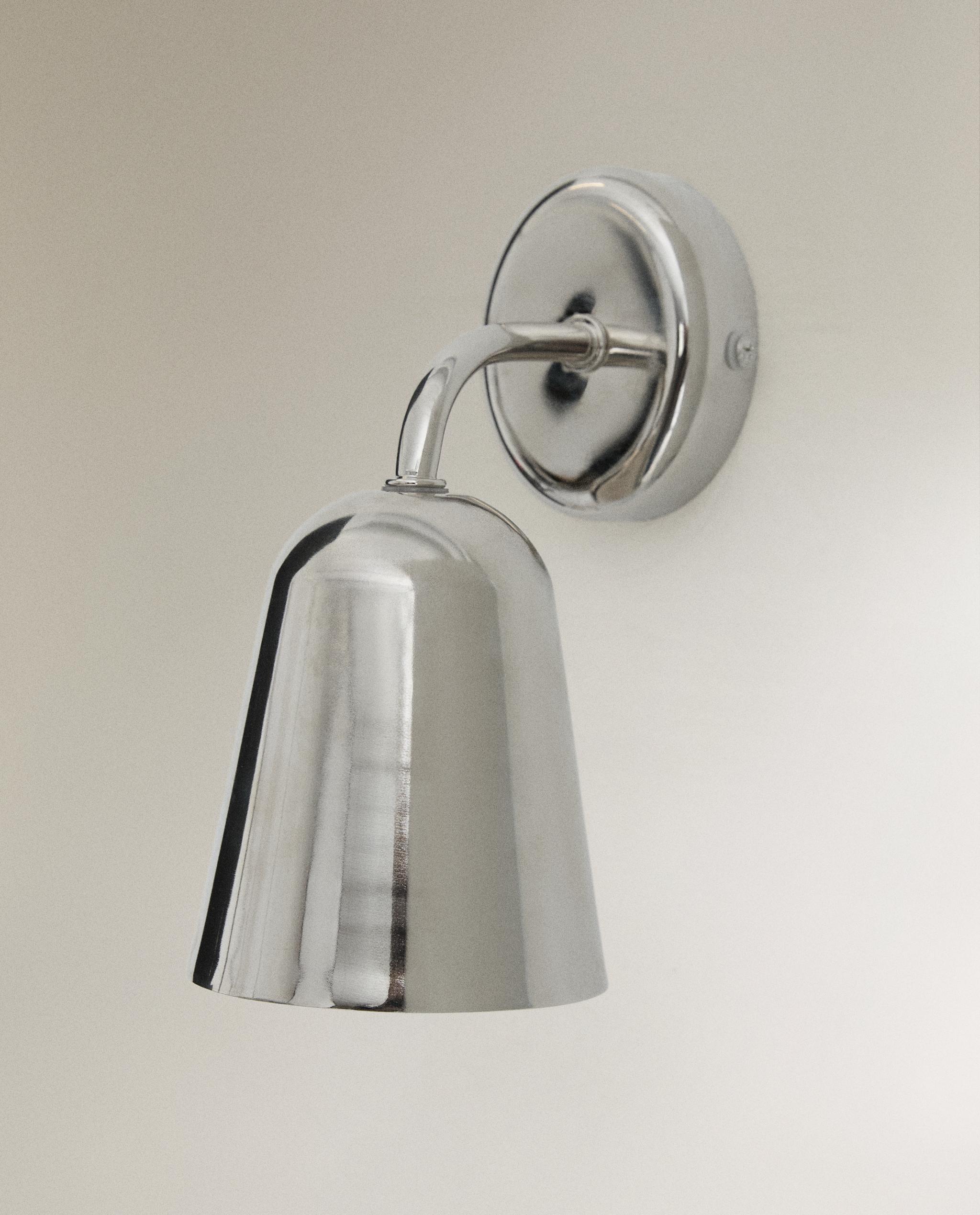 METAL WALL LAMP product thumbnail 3