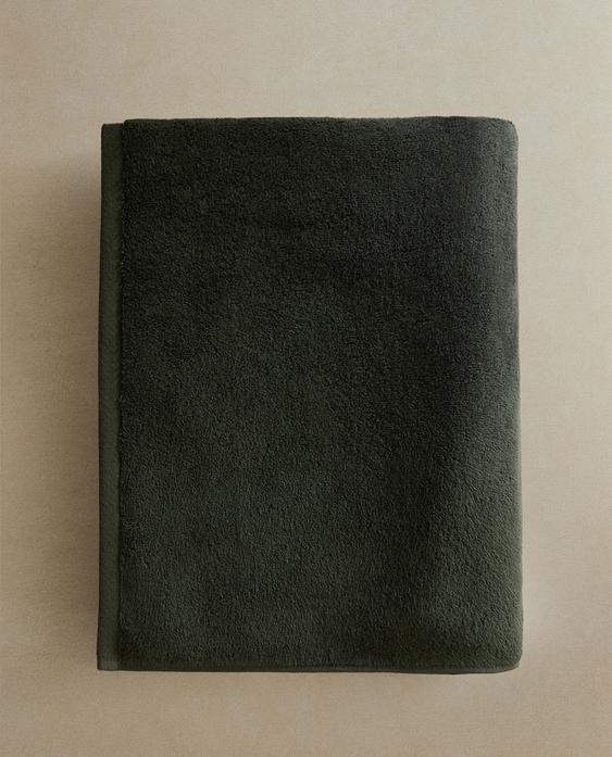 COLOURED TERRY BATH TOWEL