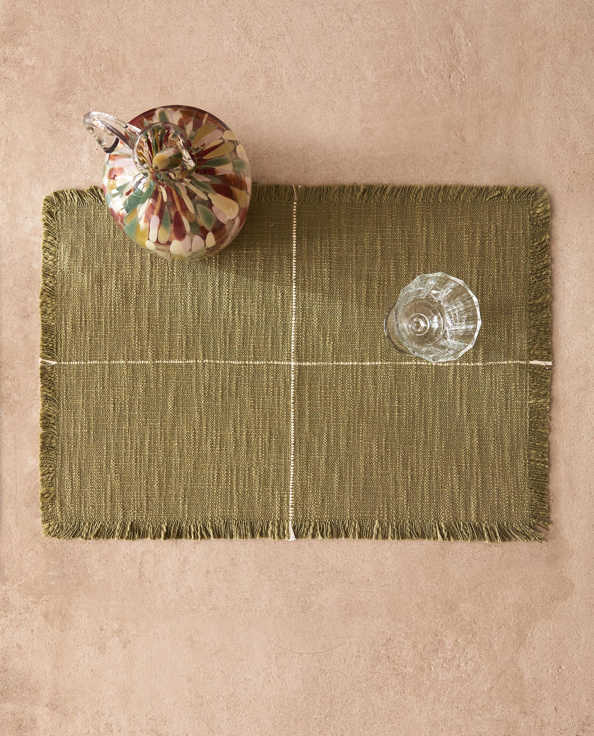 COTTON PLACEMAT WITH CONTRAST STRIPE