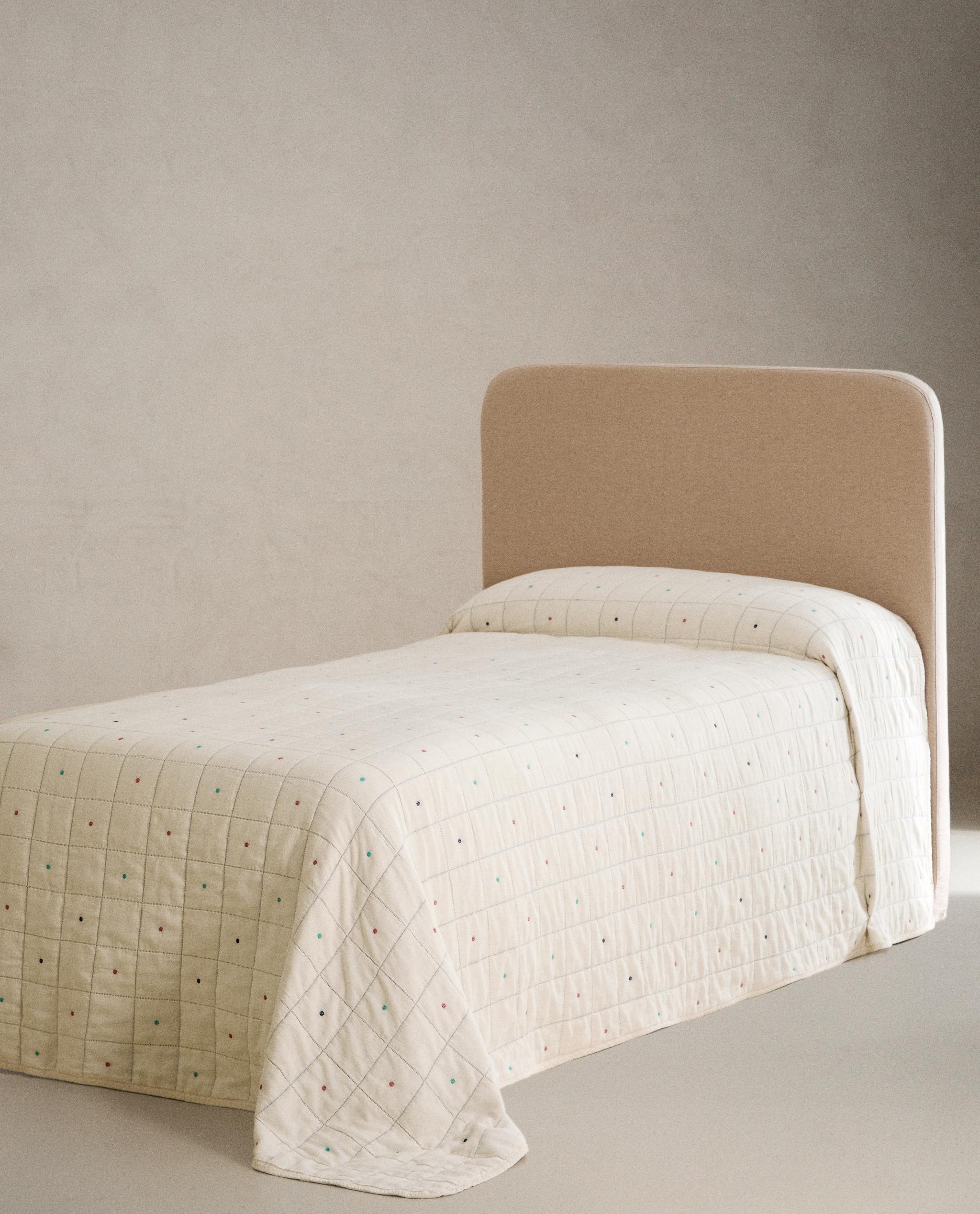 CHILDREN'S CHECK AND POLKA DOT BEDSPREAD product thumbnail 5