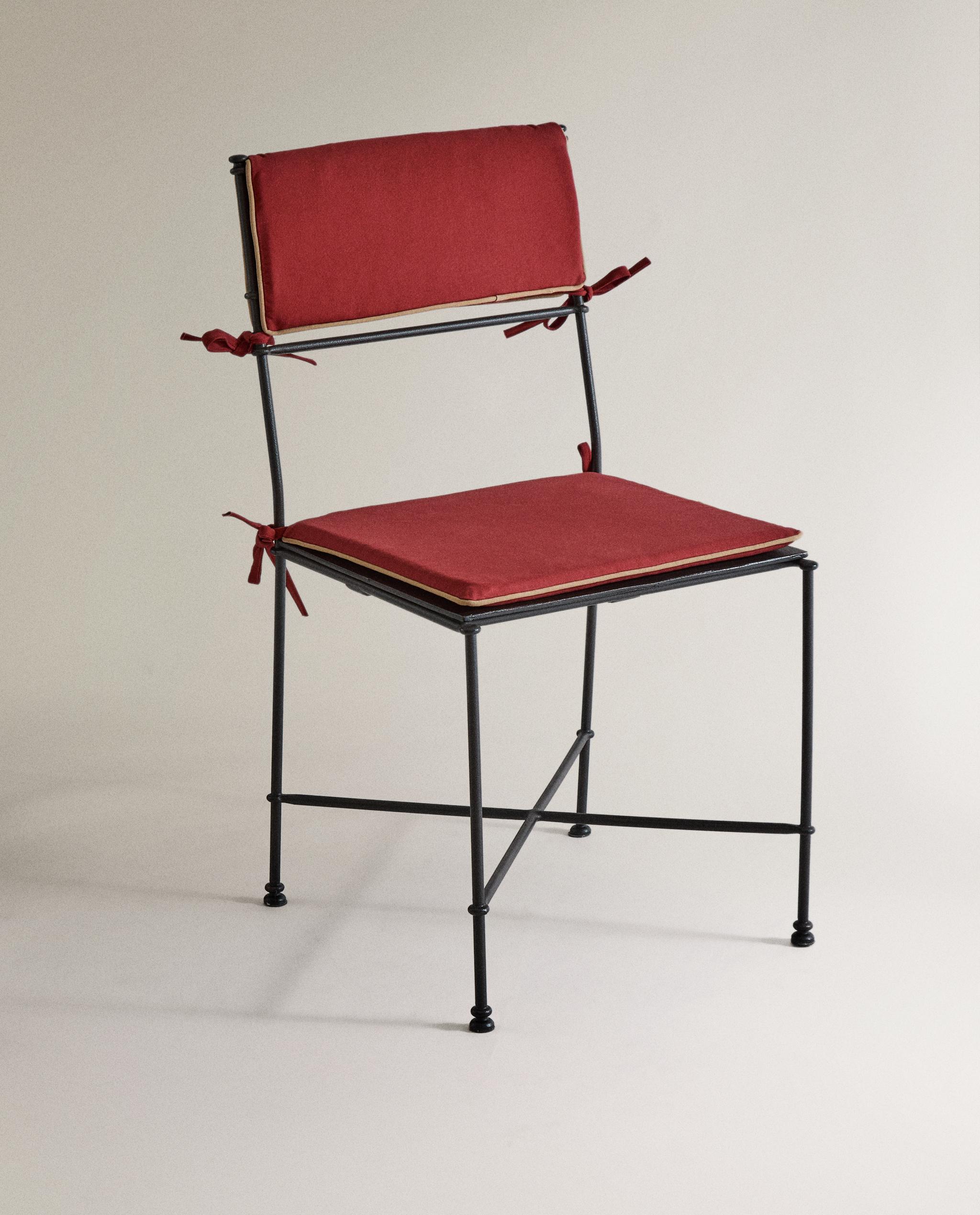 FORGED METAL CHAIR WITH CUSHIONS product thumbnail 18