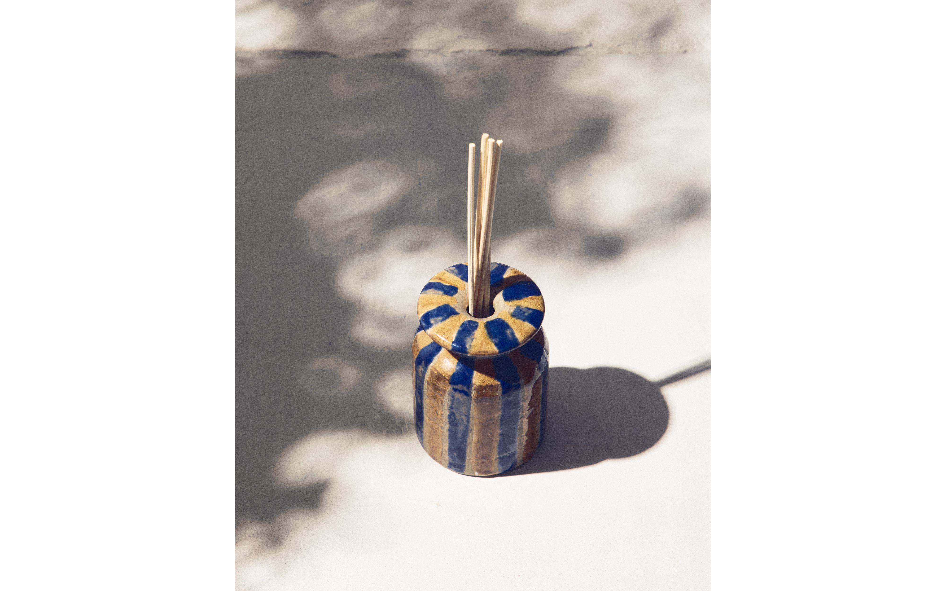 STRIPED CERAMIC REED DIFFUSERS DECORATIVE TRIM product thumbnail 12