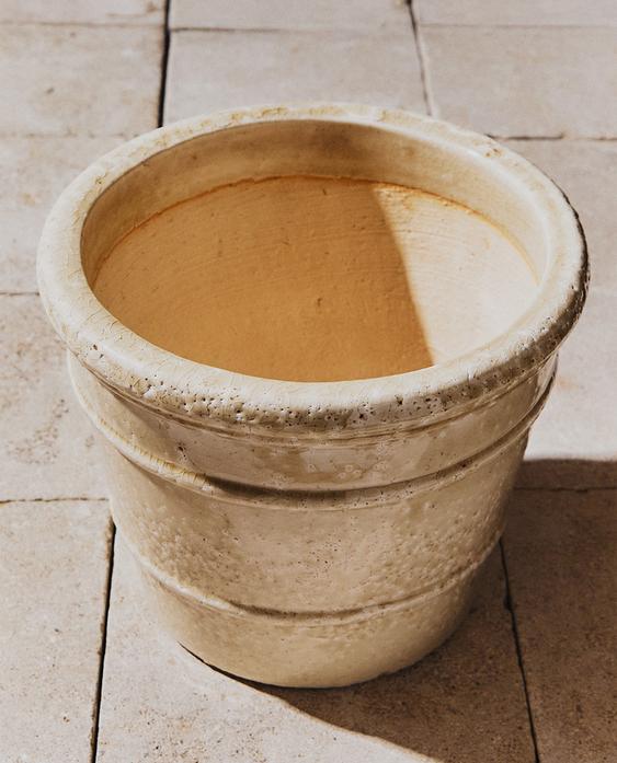 CERAMIC GARDEN POT