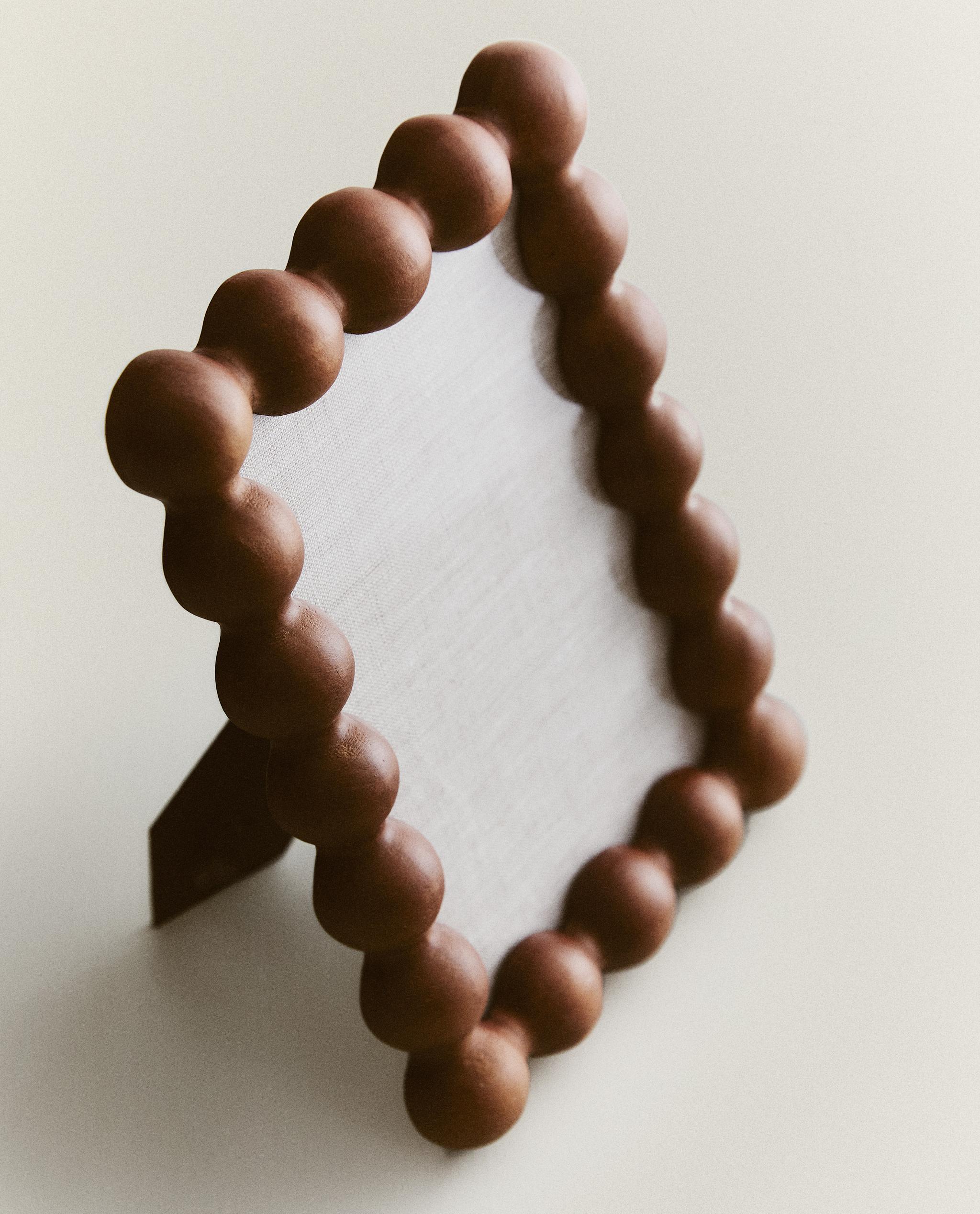 BEADED WOODEN PHOTO FRAME product thumbnail 7