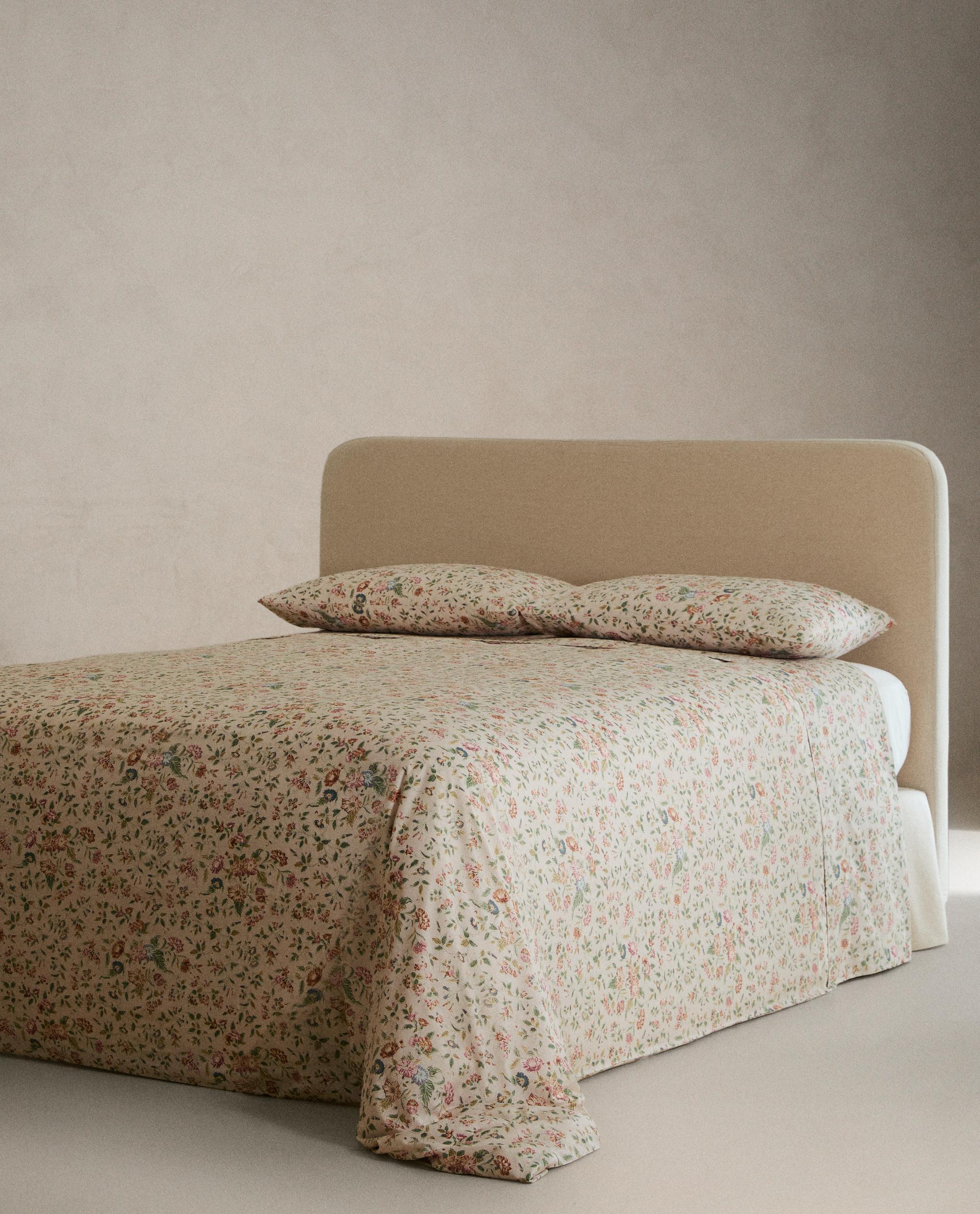 フローラル サテン掛け布団カバー（300スレッドカウント） | Zara Home