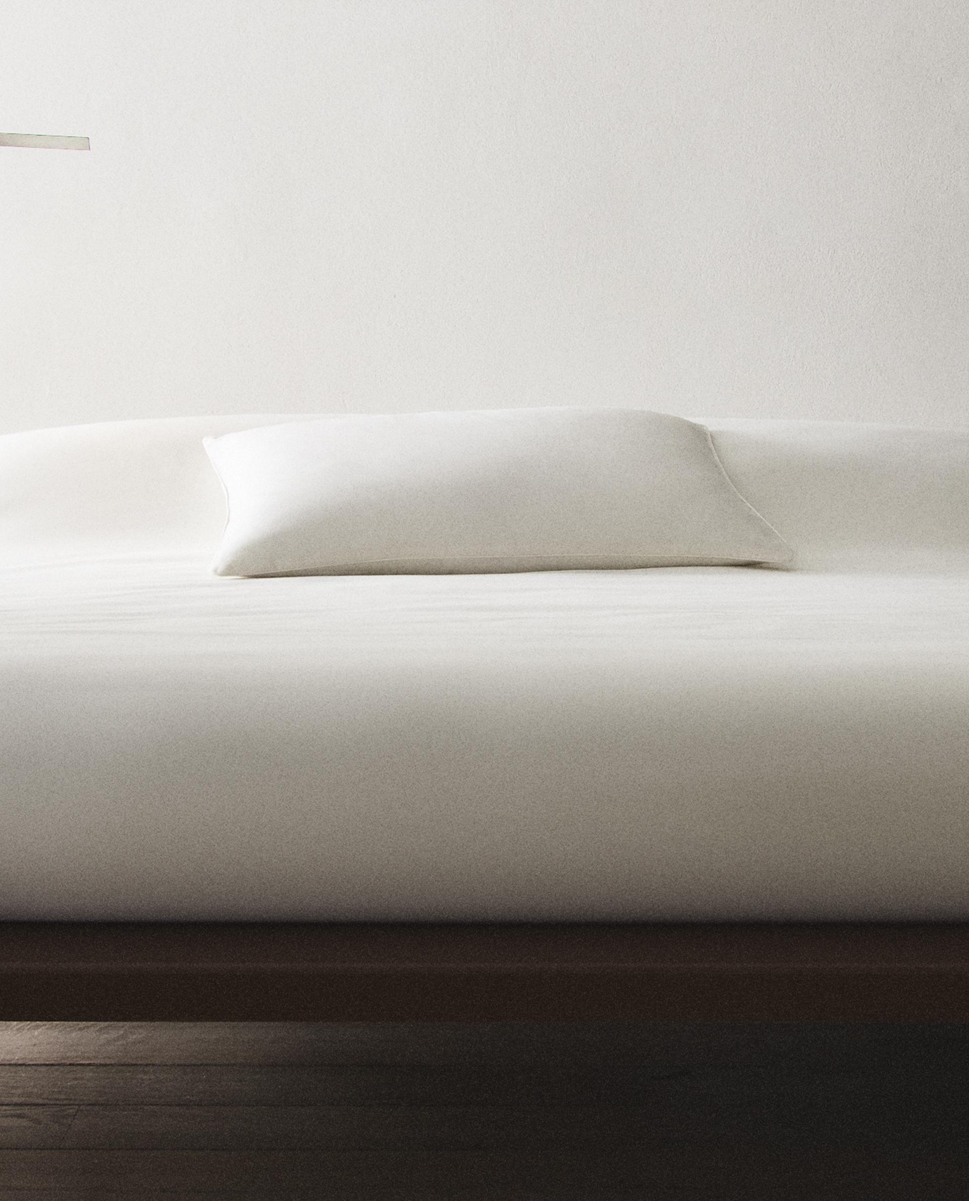 19時まで　ZARA HOME ザラホーム　ベットカバー　ボックスシーツ　無地 Zara Homeのシンプルで無地のベッドセット | Zara Home 日本