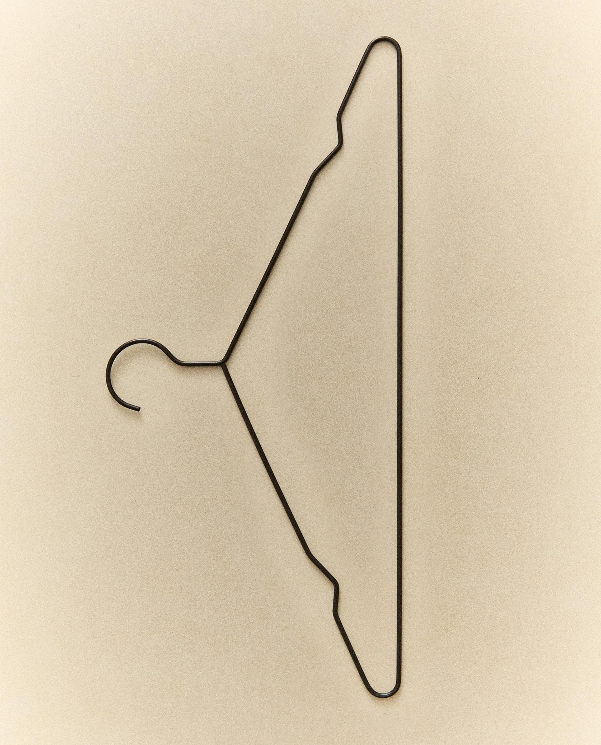 RUBBERIZED HANGERS (PACK OF 6) | Zara Home United States of