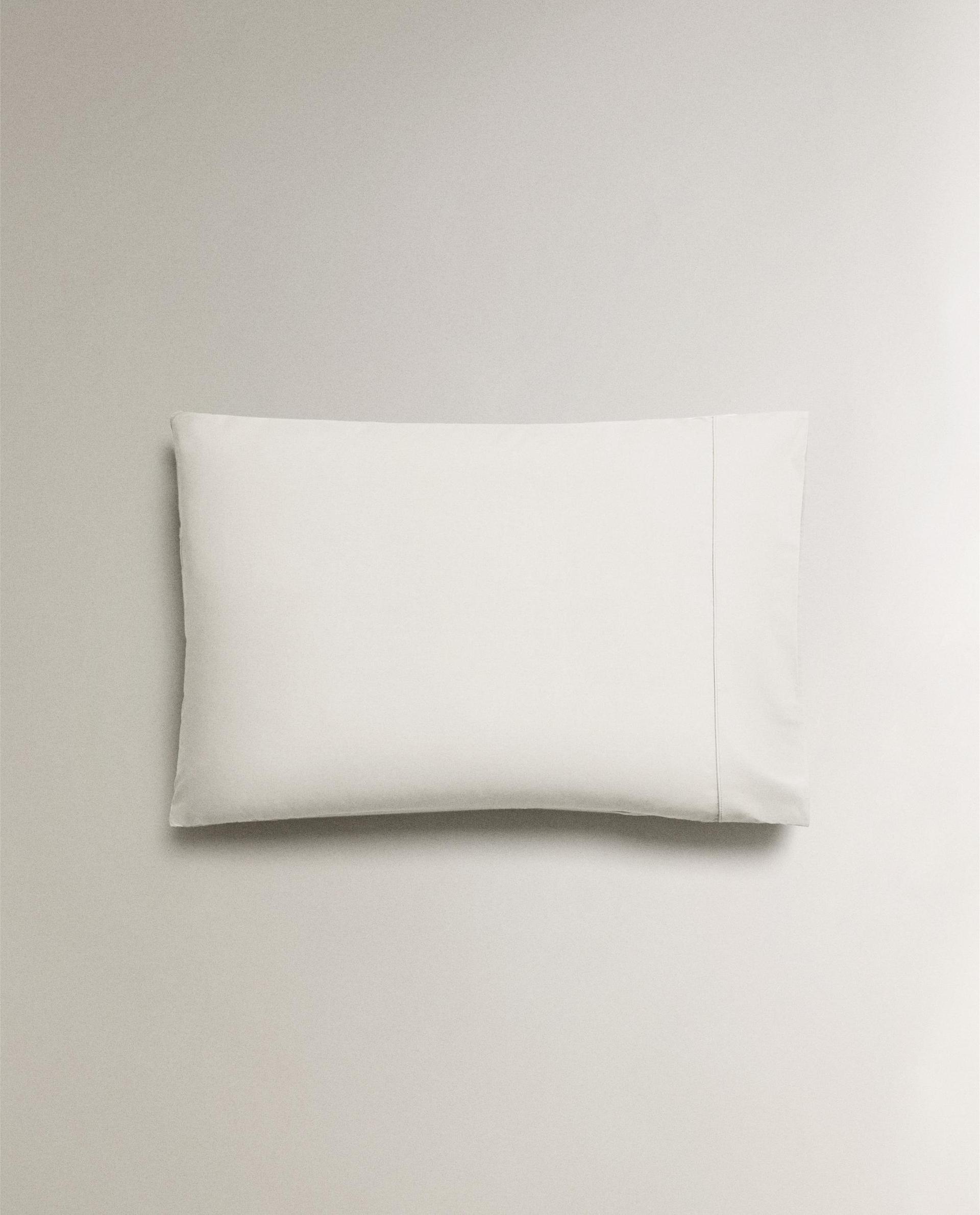 PERCALE PILLOWCASE (300 THREAD COUNT) PERCALE PILLOWCASE (300 THREAD COUNT)