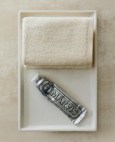 WHITE EARTHENWARE BATHROOM TRAY