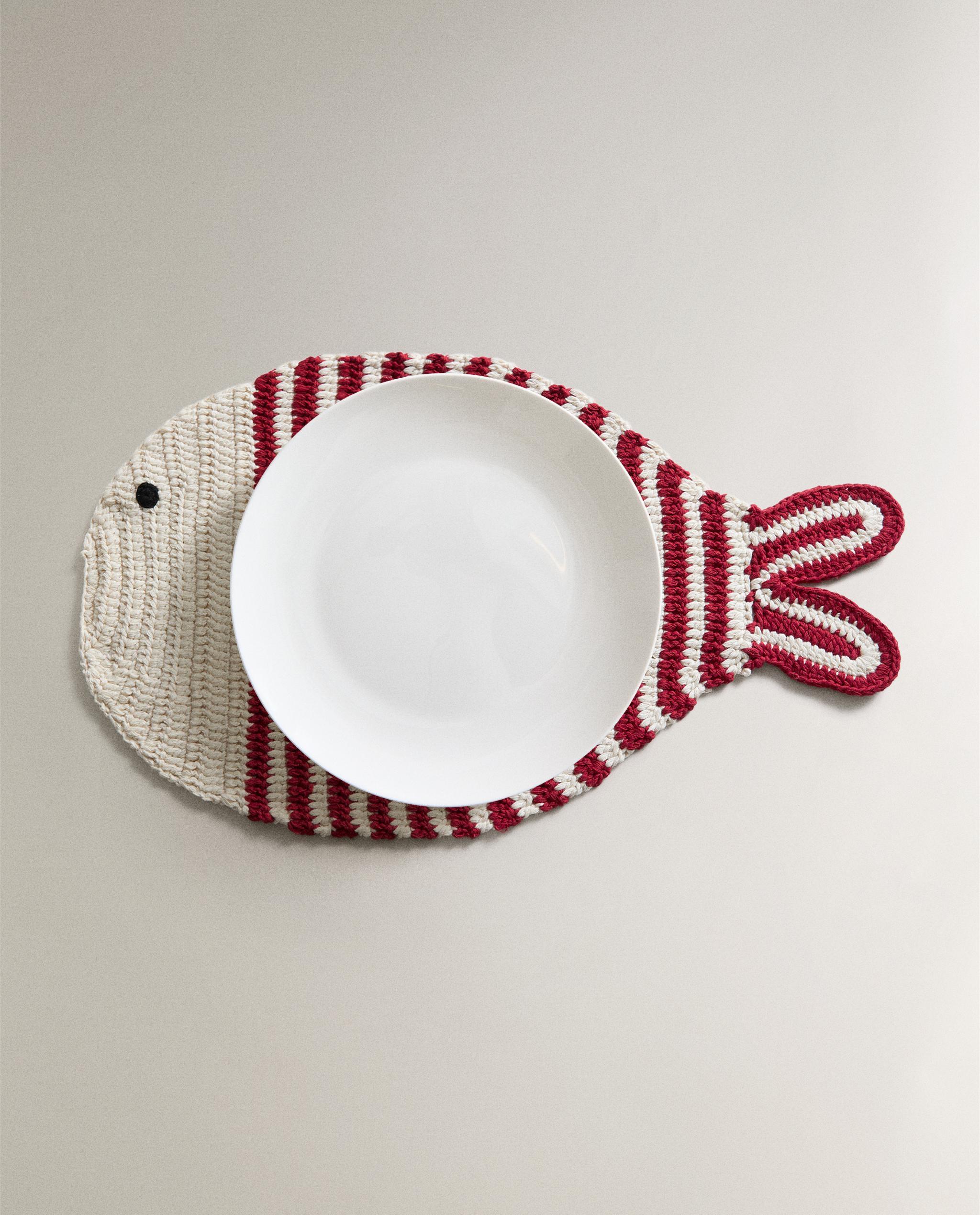 CROCHET FISH PLACEMAT product thumbnail 6