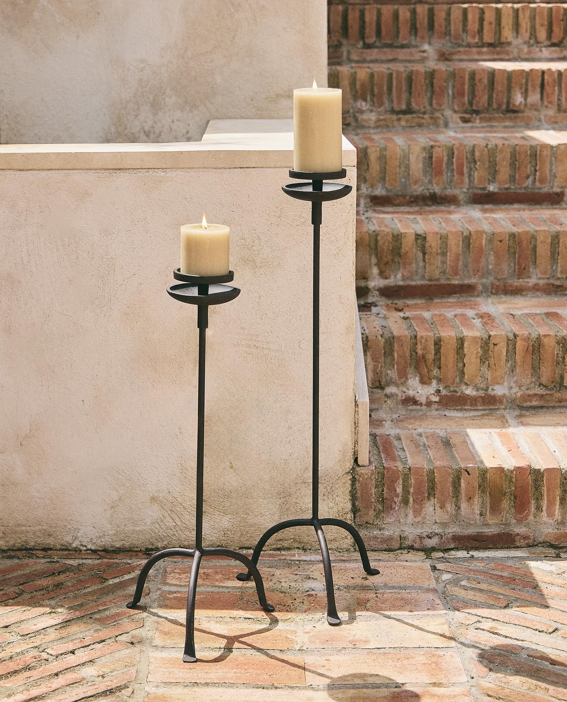 TRIPOD CANDLESTICK