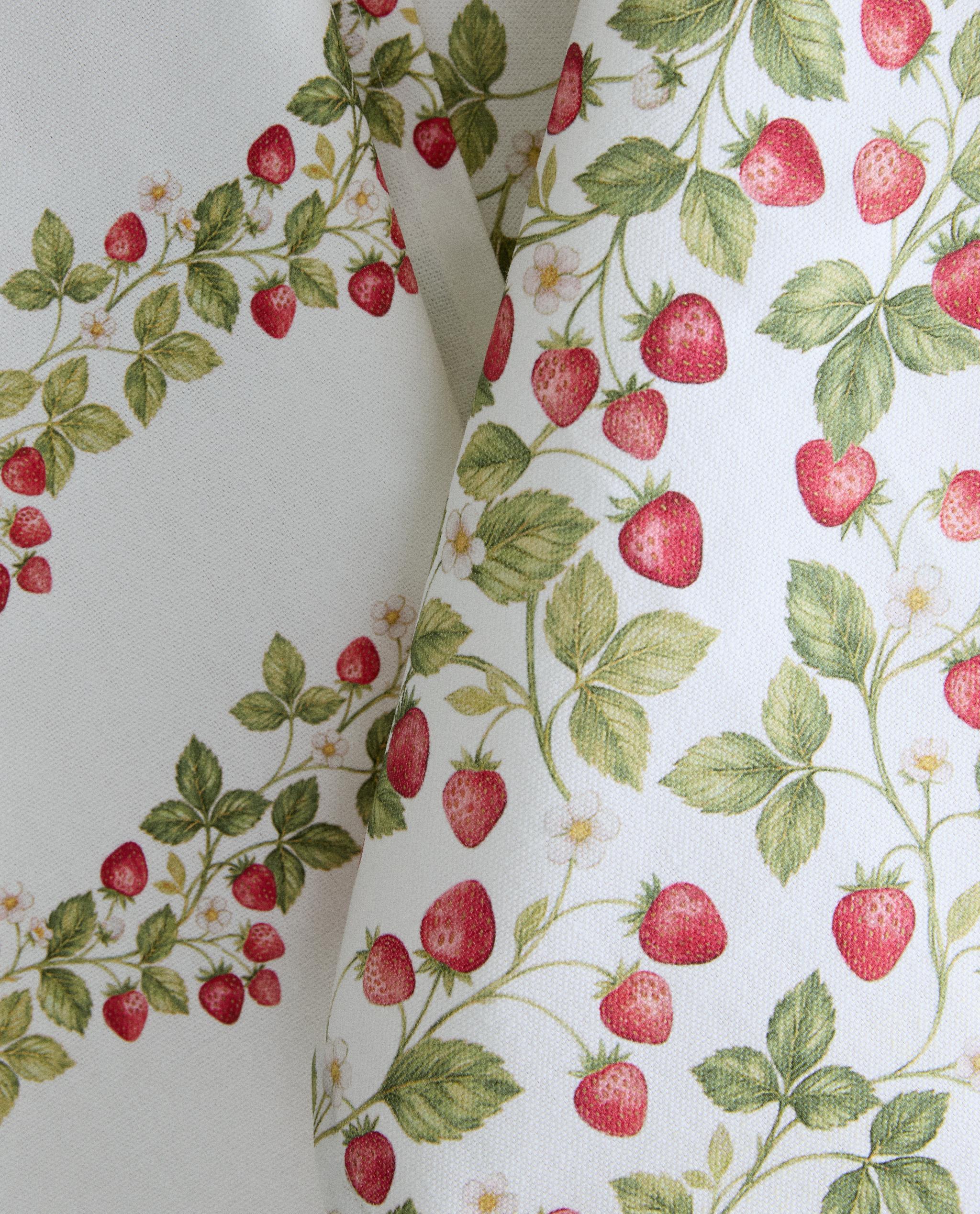 PACK OF FLORAL COTTON TEA TOWELS (PACK OF 2) product thumbnail 4