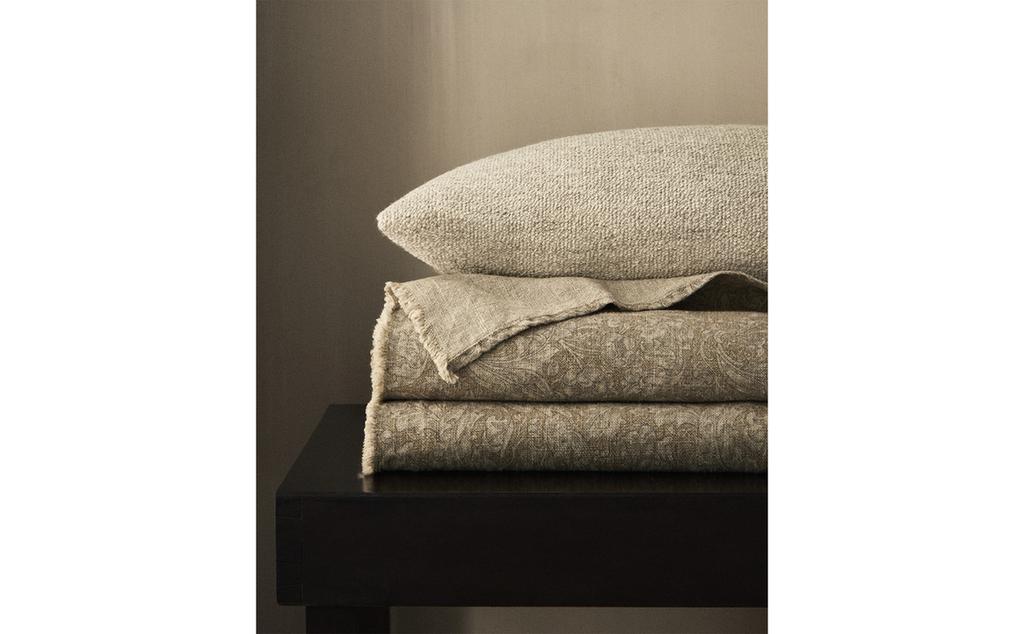 MORRIS & CO. LINEN BEDSPREAD