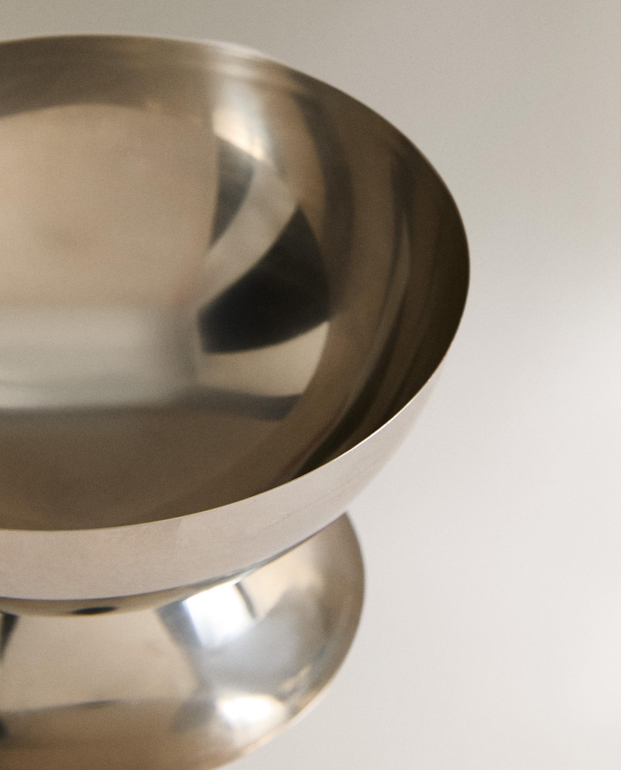 SHINY METAL ICE CREAM GLASS product thumbnail 3