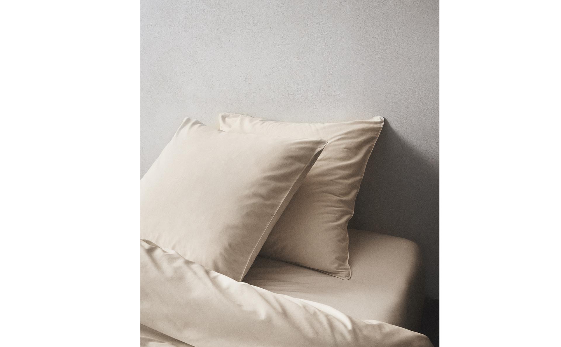 غلاف مخدة من البركال (كثافة 300 خيط) غلاف مخدة من البركال (كثافة 300 خيط)