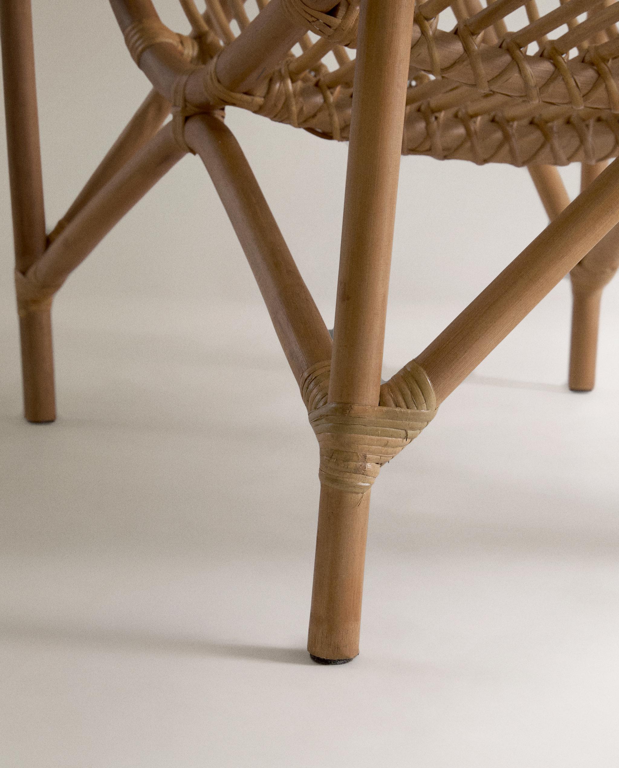 RATTAN ACCENT CHAIR AND CUSHION product thumbnail 7