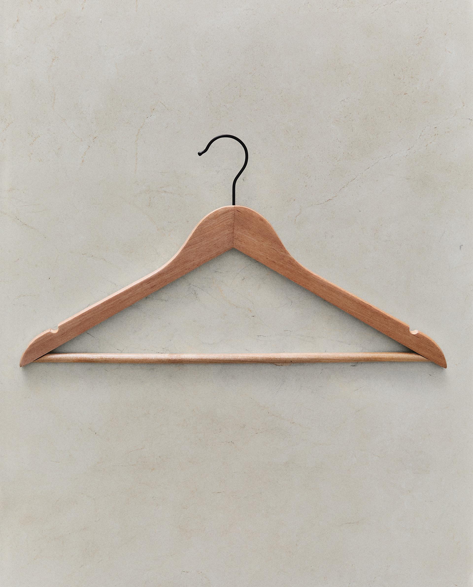 ラッカーウッド ハンガー x 3 | Zara Home 日本/Japan