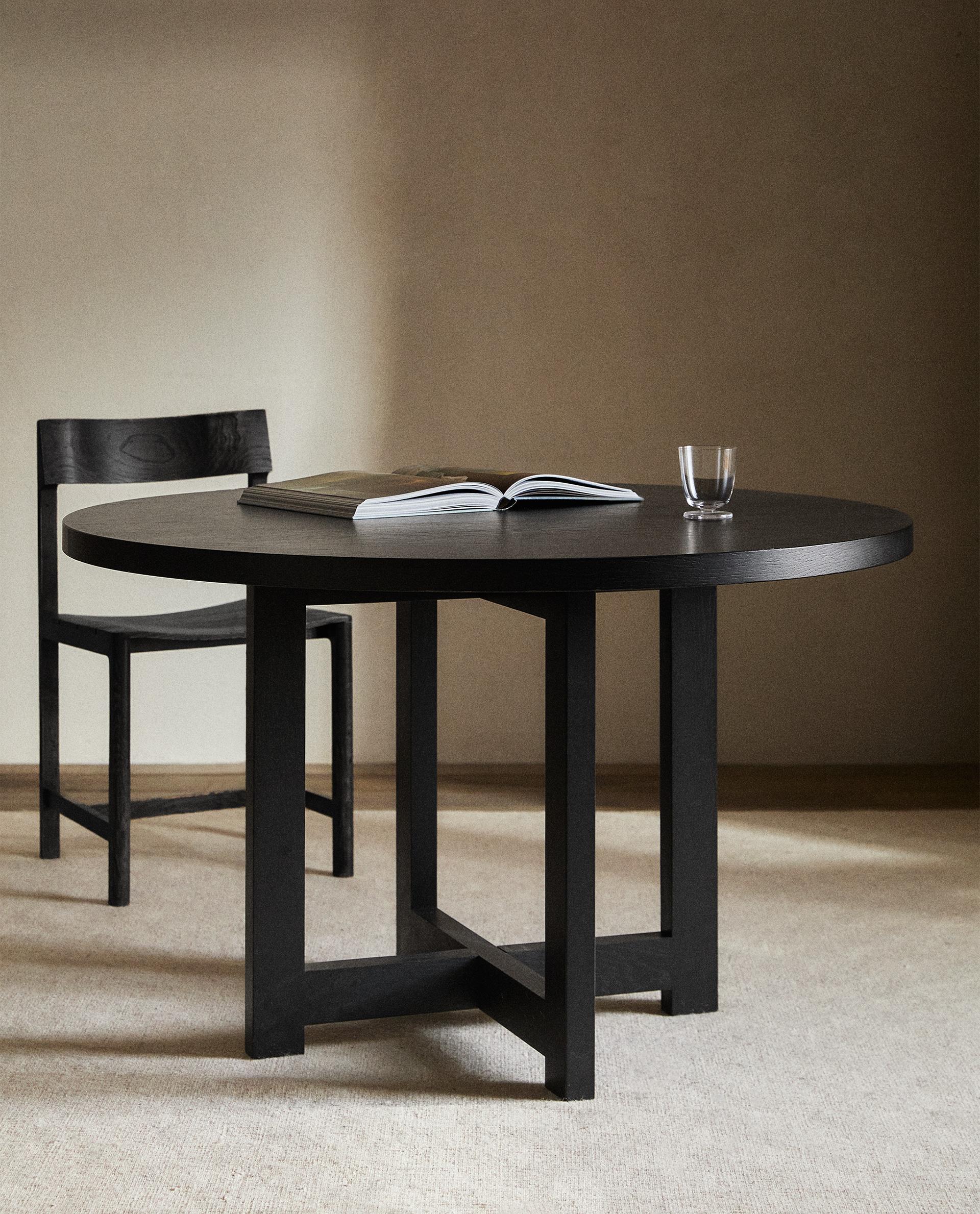 TABLE 02 | Zara Home 日本/Japan