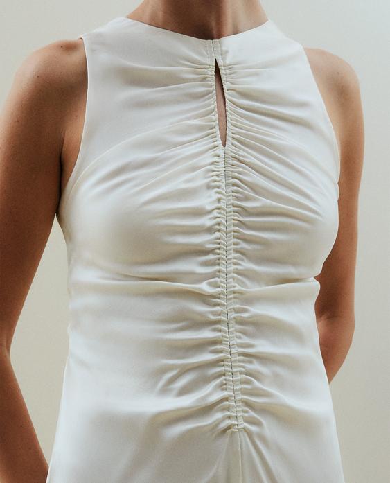 CAMISOLA DE SEDA COM FRANZIDOS