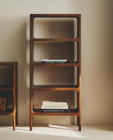 وحدة أرفف طويلة