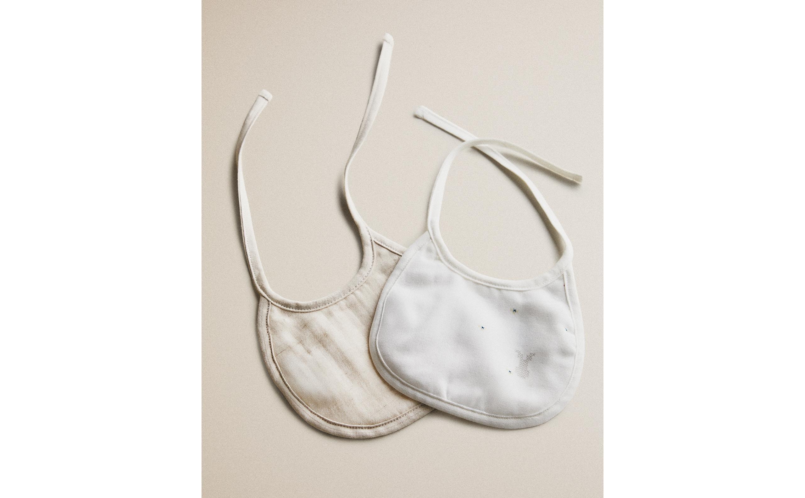 EMBROIDERED BABY BIB (PACK OF 2) product thumbnail 2