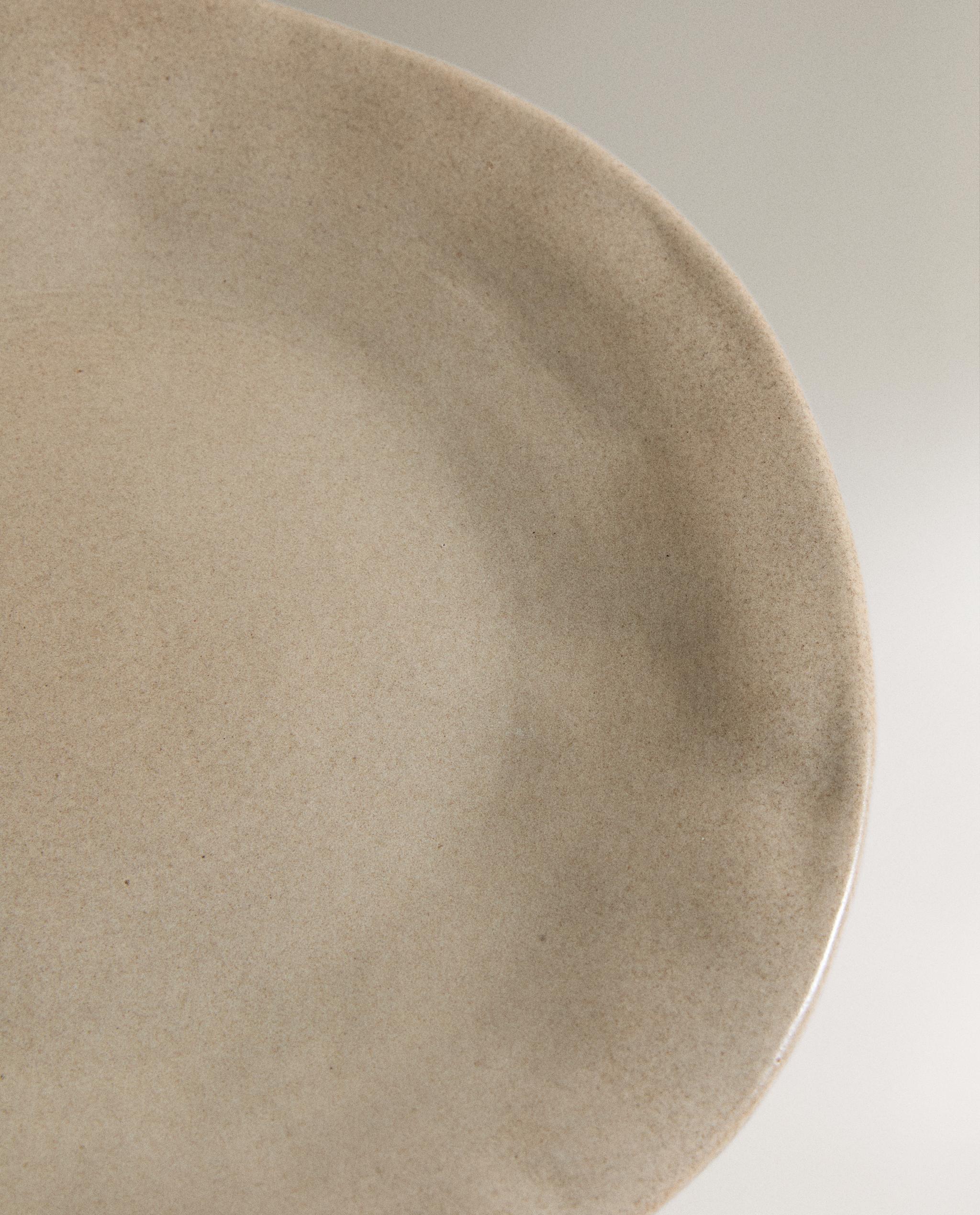 IRREGULAR STONEWARE DESSERT PLATE product thumbnail 3