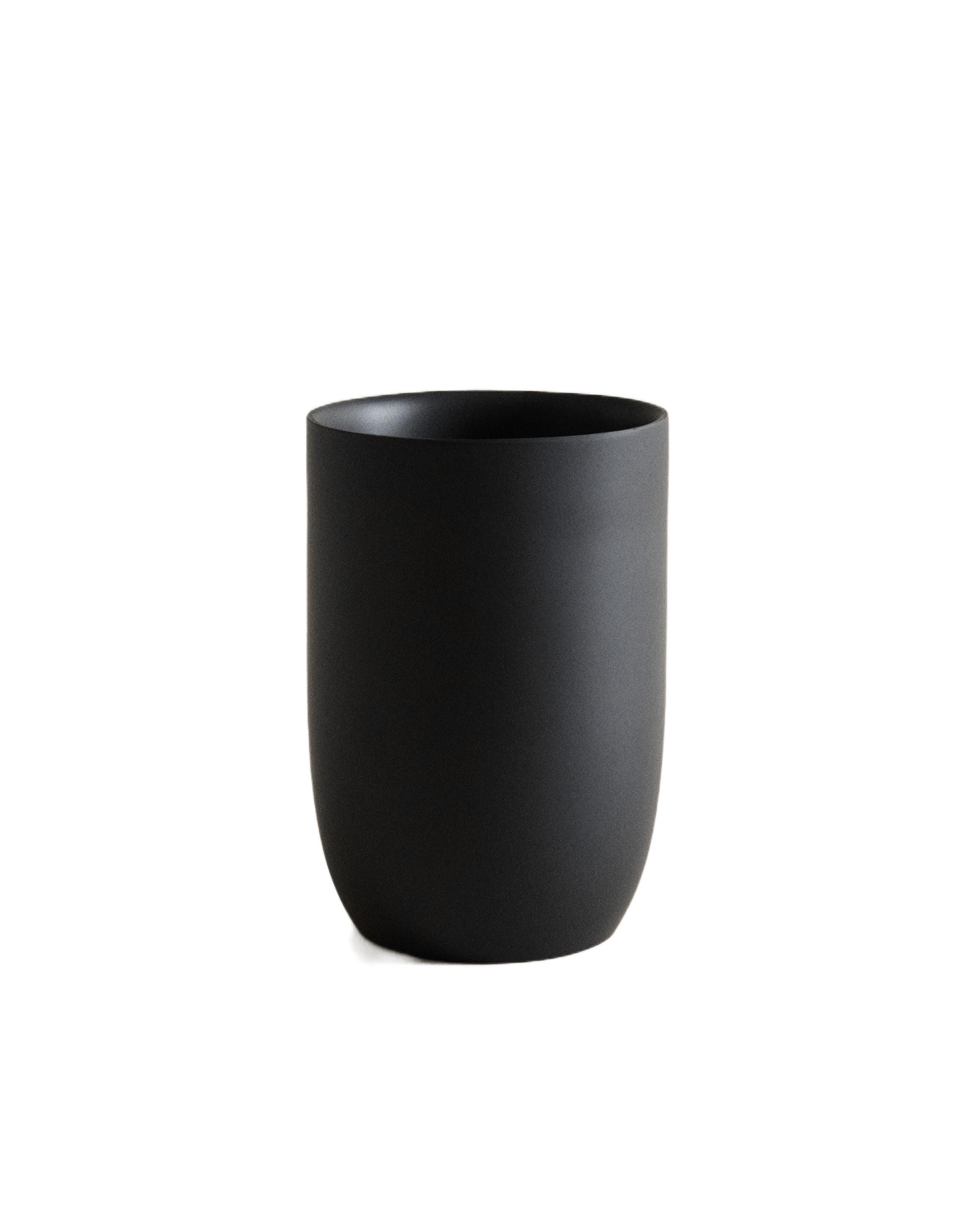 BLACK RESIN BATHROOM SET product thumbnail 17