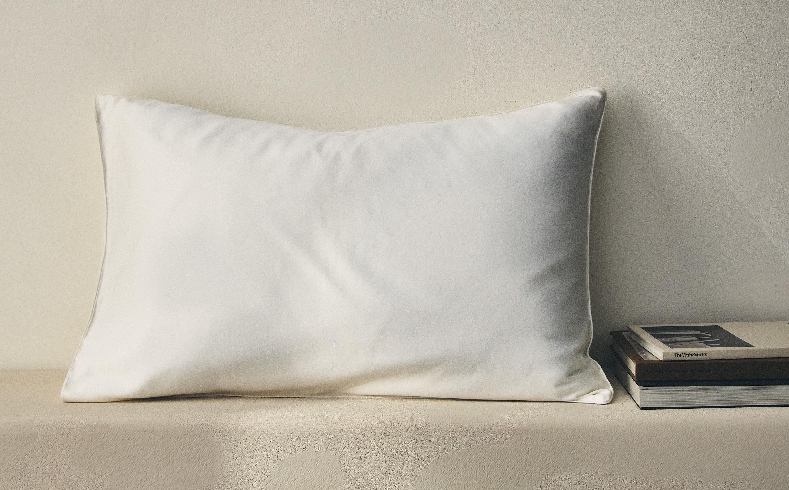 SATEEN PILLOWCASE (500 THREAD COUNT) product thumbnail 2