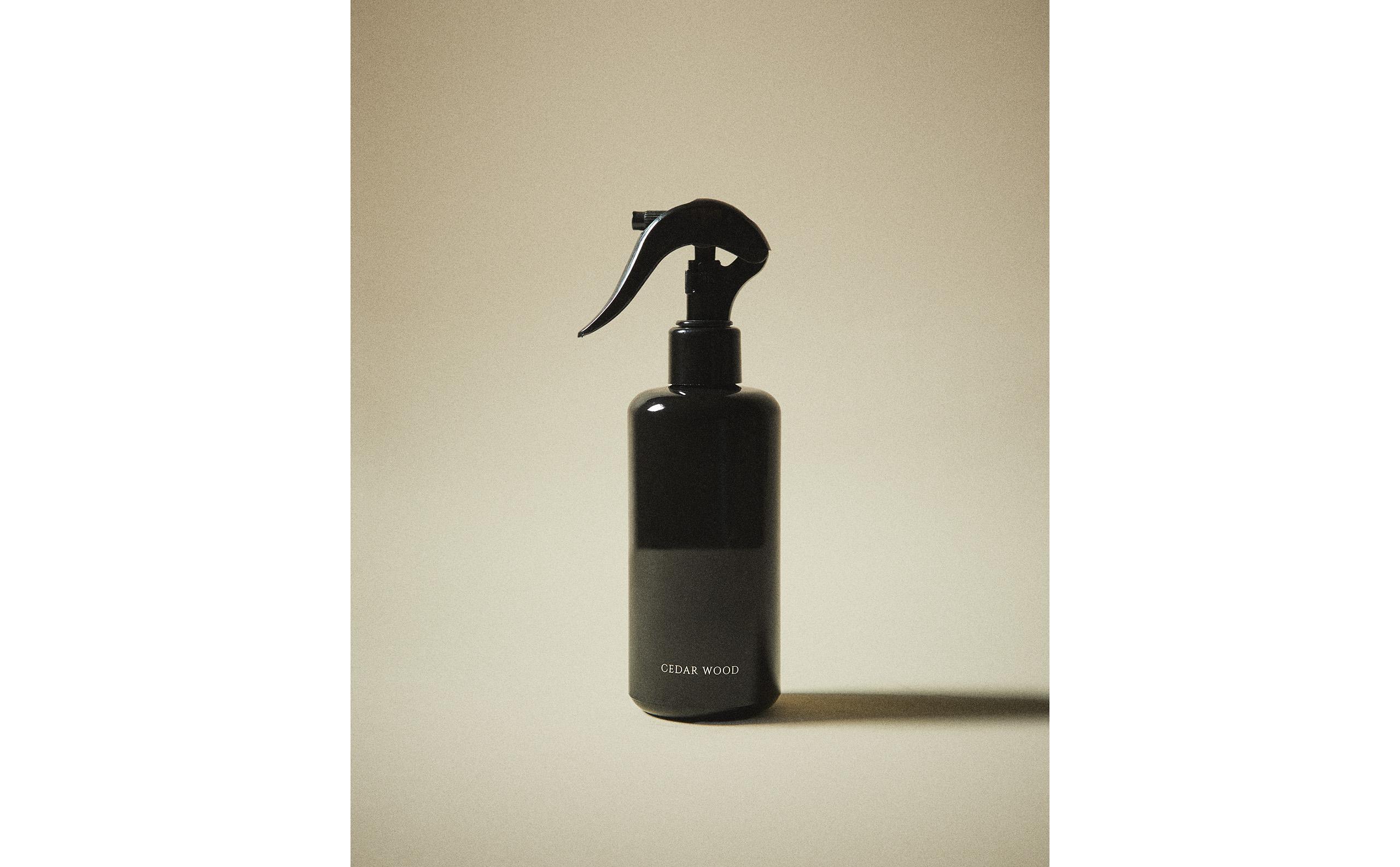 200ML) スプレーディフューザー CEDAR WOOD | Zara Home 日本/Japan