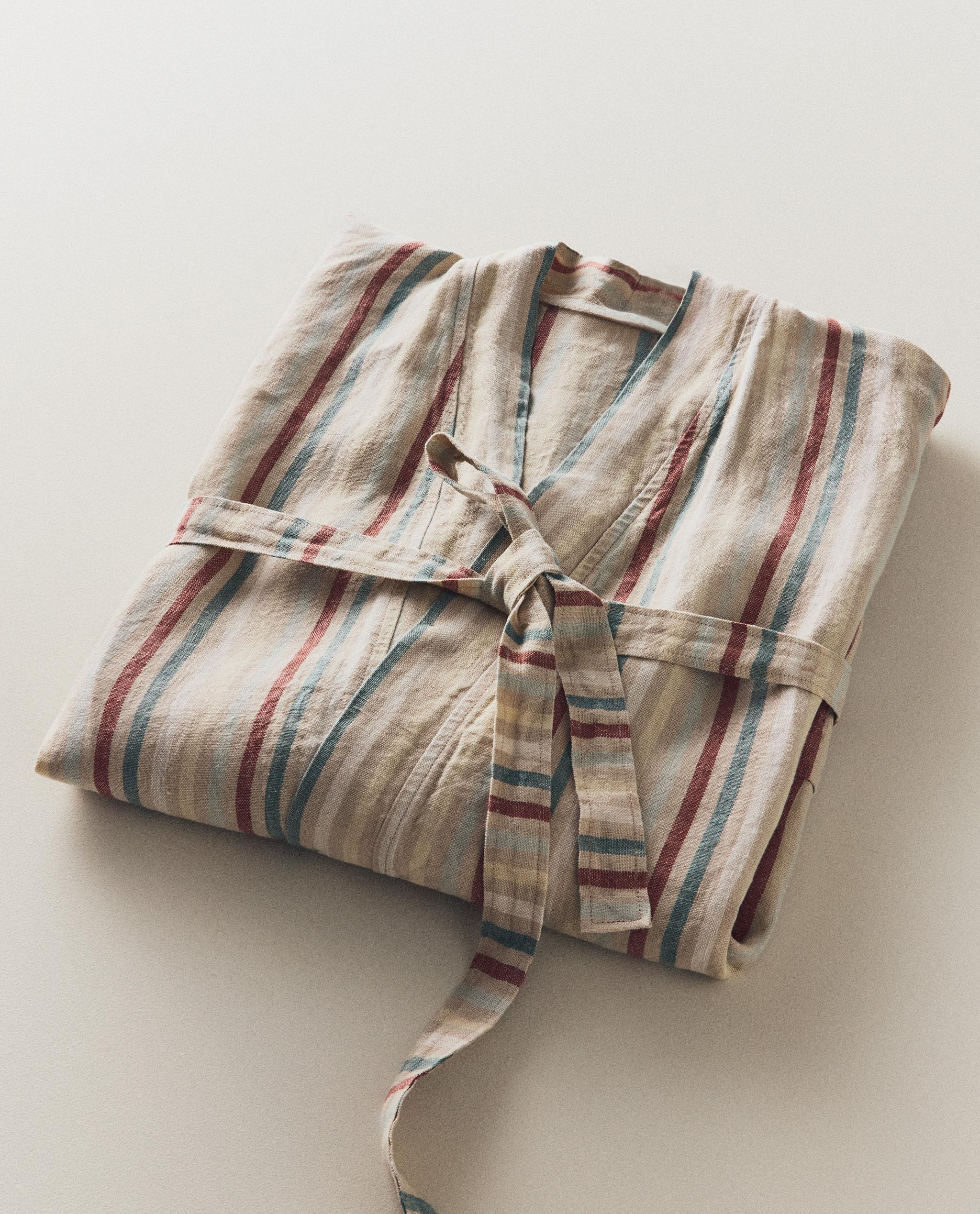 LINEN DRESSING GOWN WITH COLOURED STRIPES product thumbnail 8