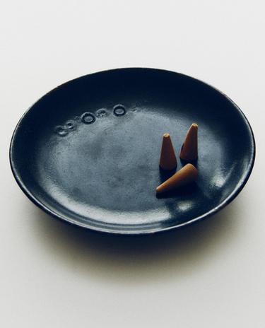STONEWARE INCENSE BURNER WITH STAND