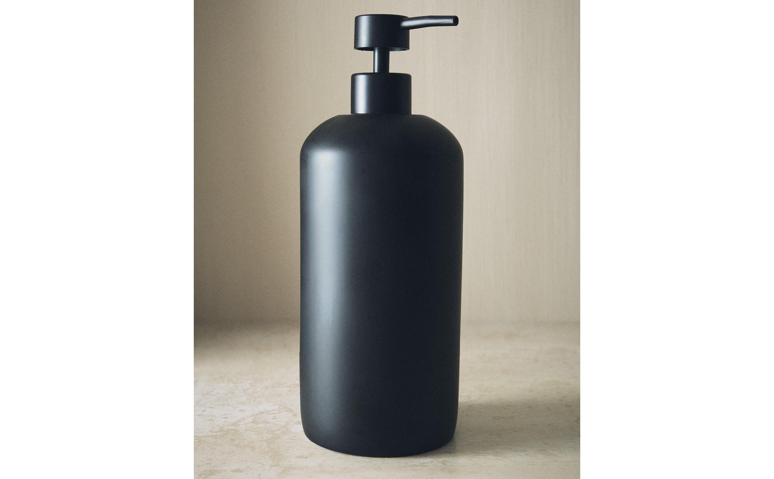 ブラックレジン ソープディスペンサー | Zara Home 日本/Japan