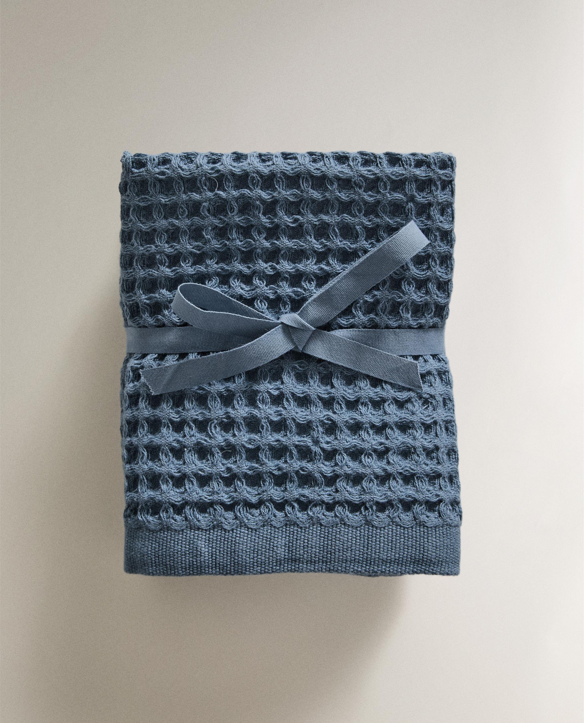 WAFFLE-KNIT COTTON HAND TOWEL (PACK OF 3) product thumbnail 6