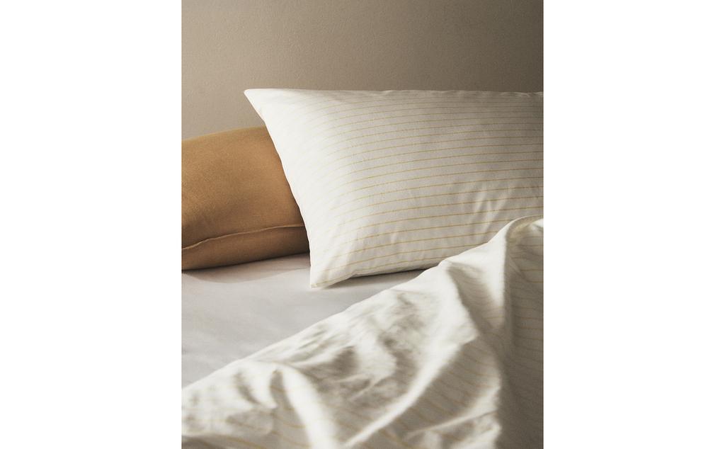 KOPFKISSENBEZUG AUS BAUMWOLLE MIT WASHED-LOOK UND STREIFEN