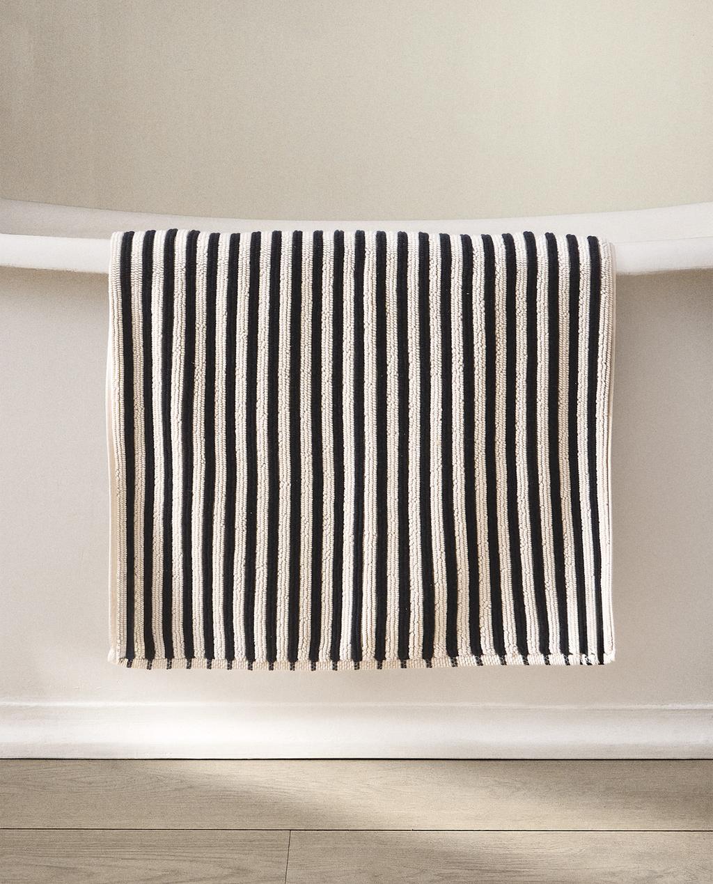 COLOURED STRIPE BATH MAT COLOURED STRIPE BATH MAT