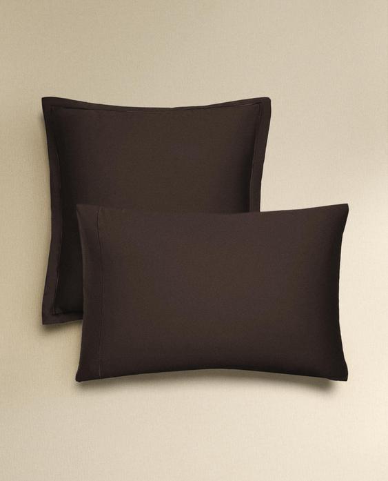 SATEEN PILLOWCASE WITH TRIM (300 THREAD COUNT) SATEEN PILLOWCASE WITH TRIM (300 THREAD COUNT)