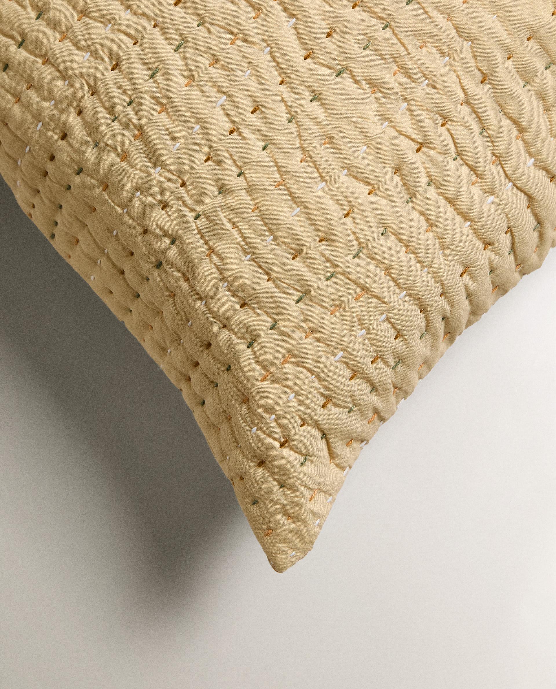 トップステッチ クッションカバー | Zara Home 日本/Japan