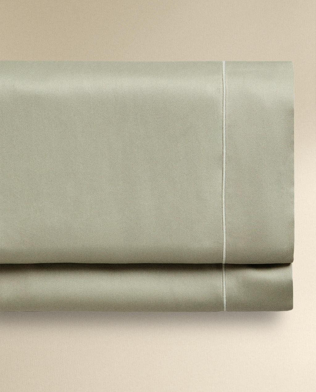 شرشف علوي ساتان بشريط حافة (كثافة 300 خيط) شرشف علوي ساتان بشريط حافة (كثافة 300 خيط)