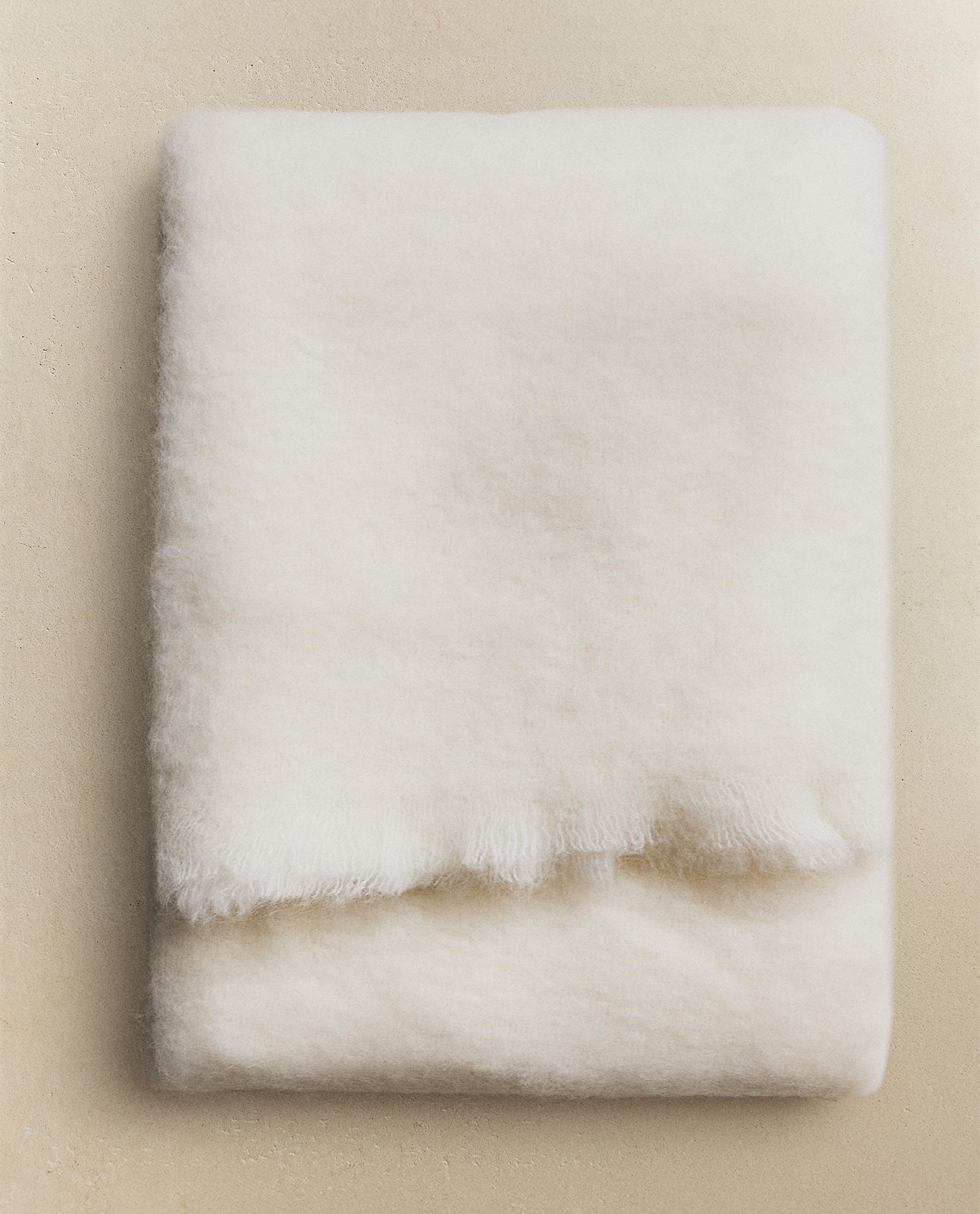 ザラホーム　ZARA  新品　ウールブランケット ホワイト　白系 ウール ブランケット | Zara Home 日本/Japan