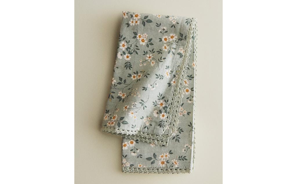 WILDFLOWER NAPKINS WITH LACE TRIM (PACK OF 2)