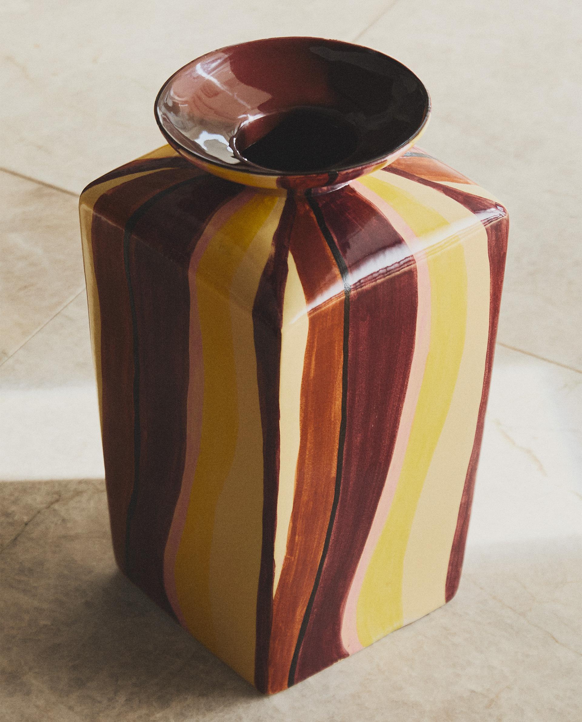 STRIPED CERAMIC VASE X COLLAGERIE