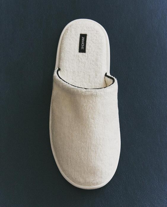 ZAPATILLA TOALLA BAÑO ZAPATILLA TOALLA BAÑO