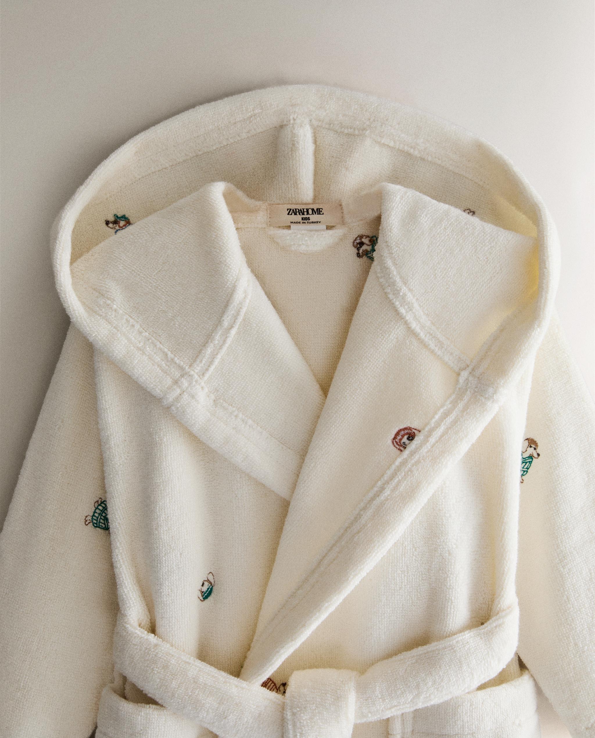 KIDS' DOG BATHROBE product thumbnail 2