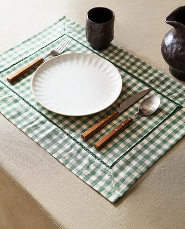 GINGHAM PLACEMAT