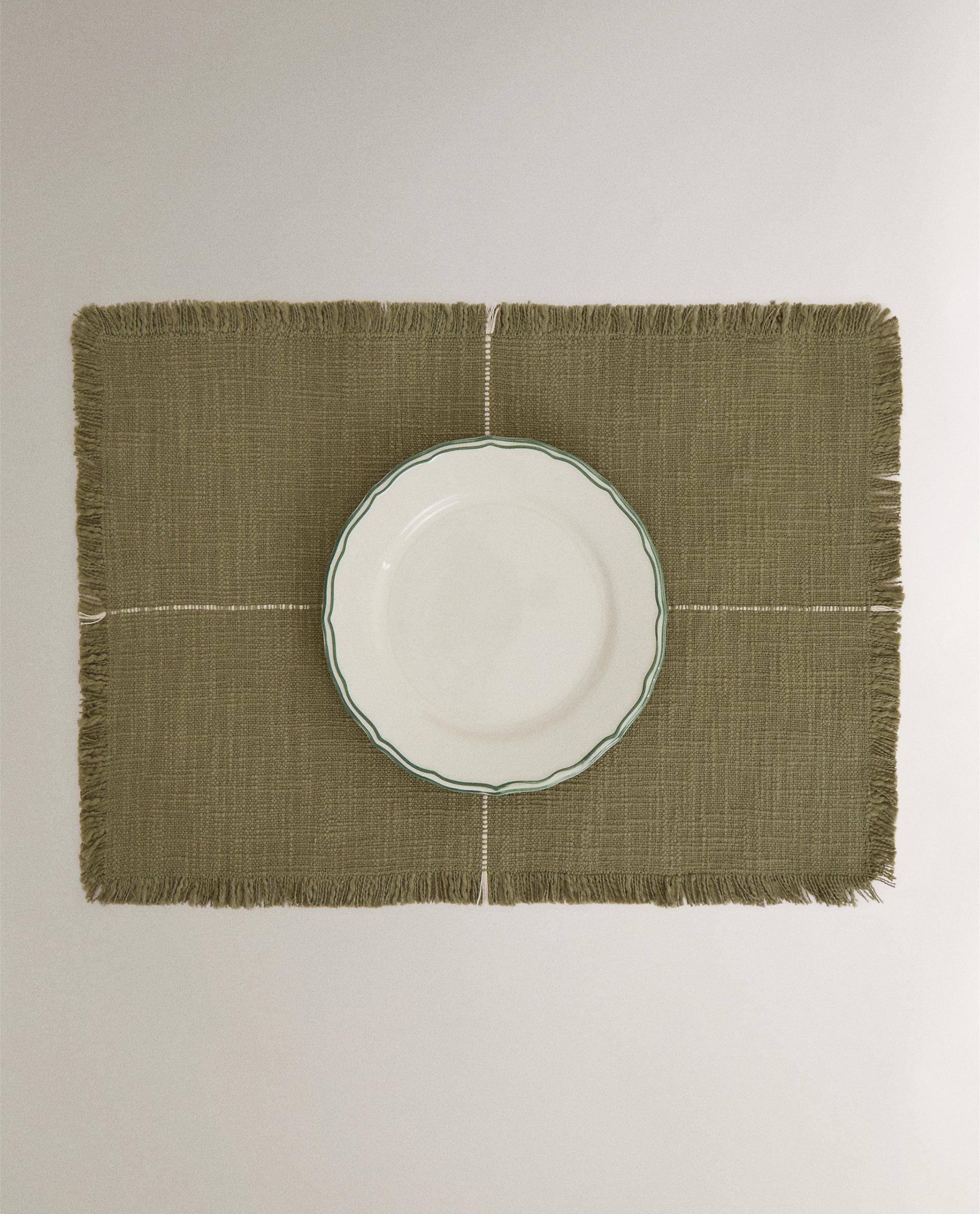 COTTON PLACEMAT WITH CONTRAST STRIPE